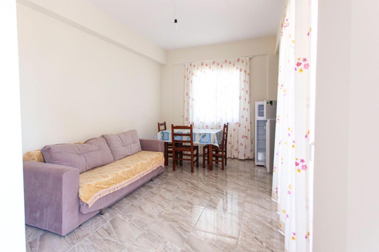 Vila Zisi * Himare